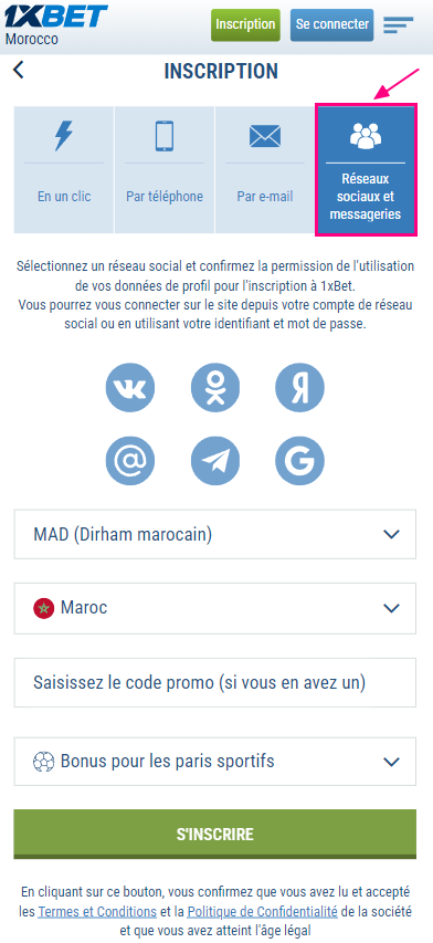 Inscription via les réseaux sociaux et les messageries